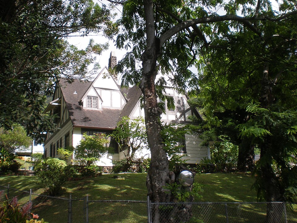 Photograph of Lloyd Case House