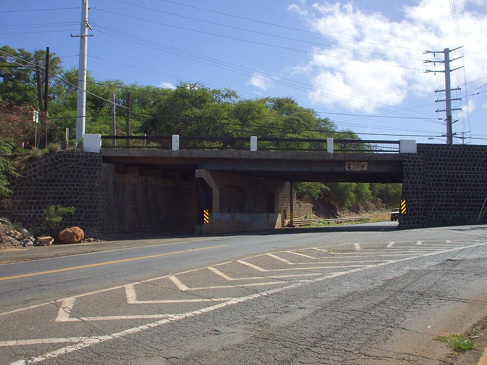 Photograph of Wai'ale Drive Bridge