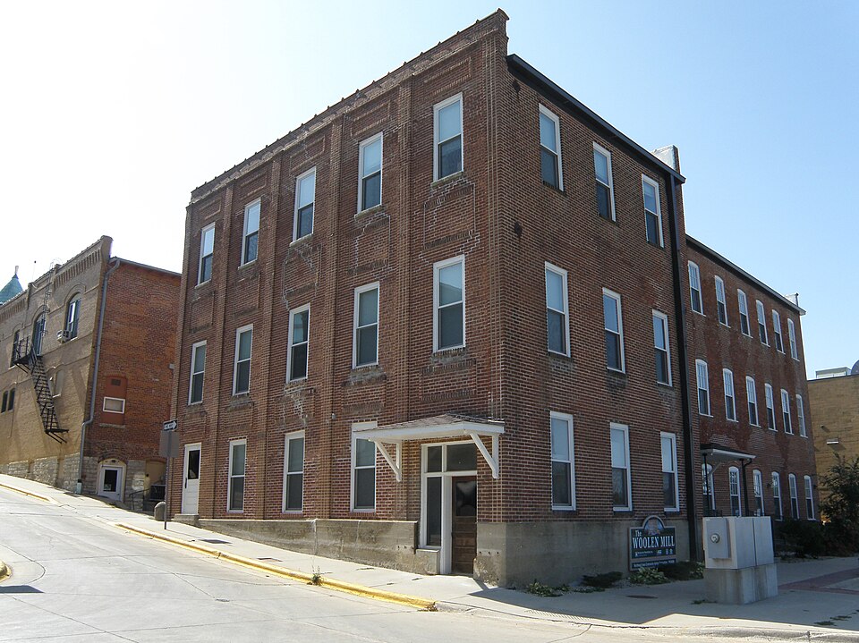 Photograph of Decorah Woolen Mill