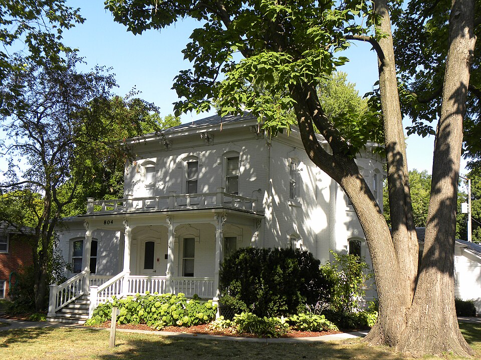 Photograph of Prof. J.L. Budd, Sarah M., and Etta Budd House