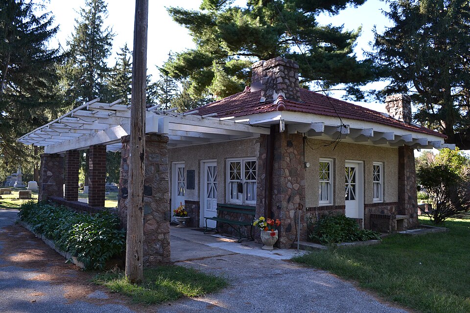 Photograph of Union Cemetery Gardener's Cottage