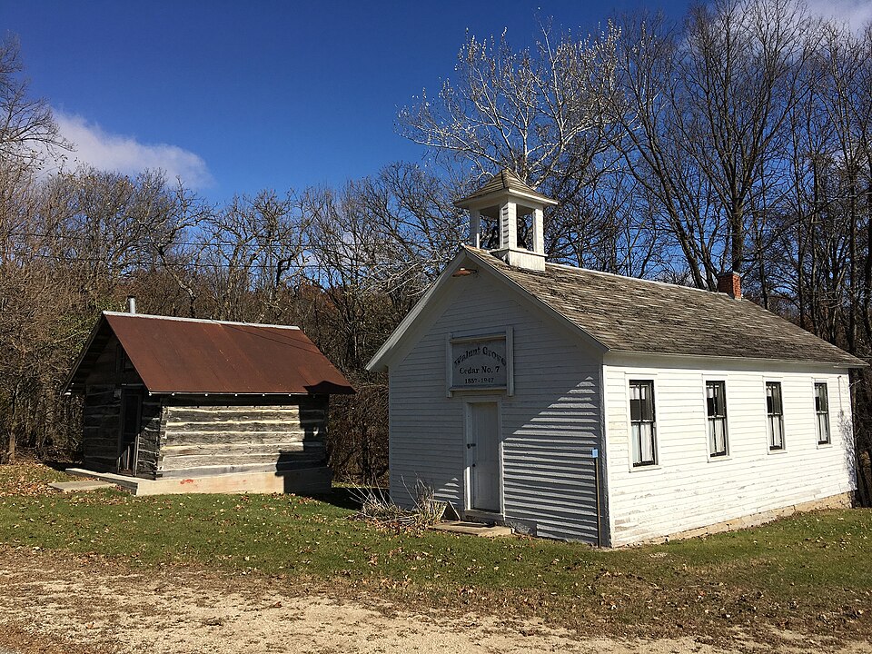 Photograph of Walnut Grove School