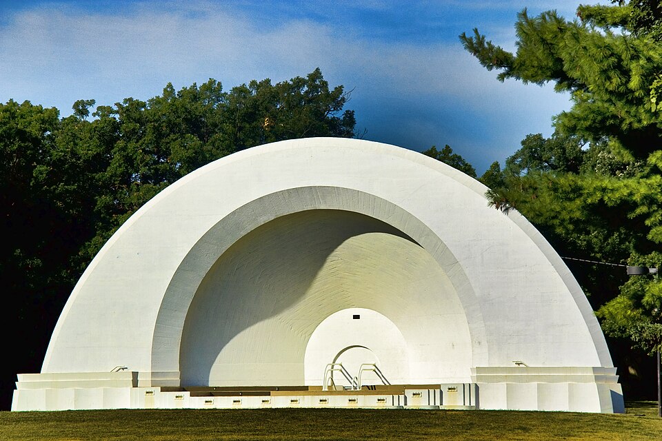 Photograph of Oleson Park Music Pavilion