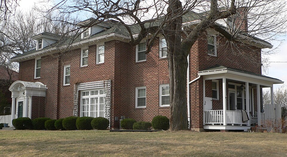 Photograph of Arthur and Stella Sanford House