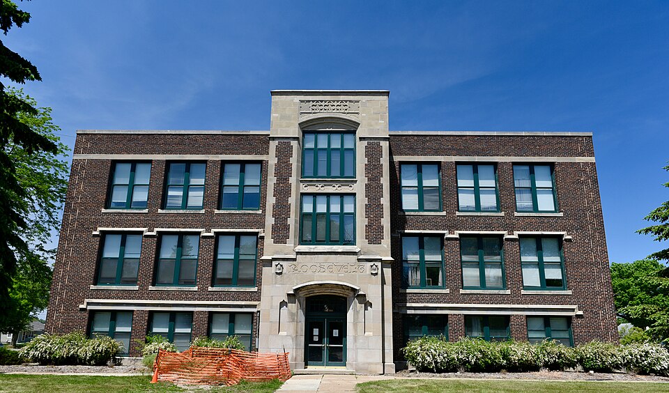 Photograph of Roosevelt Elementary School