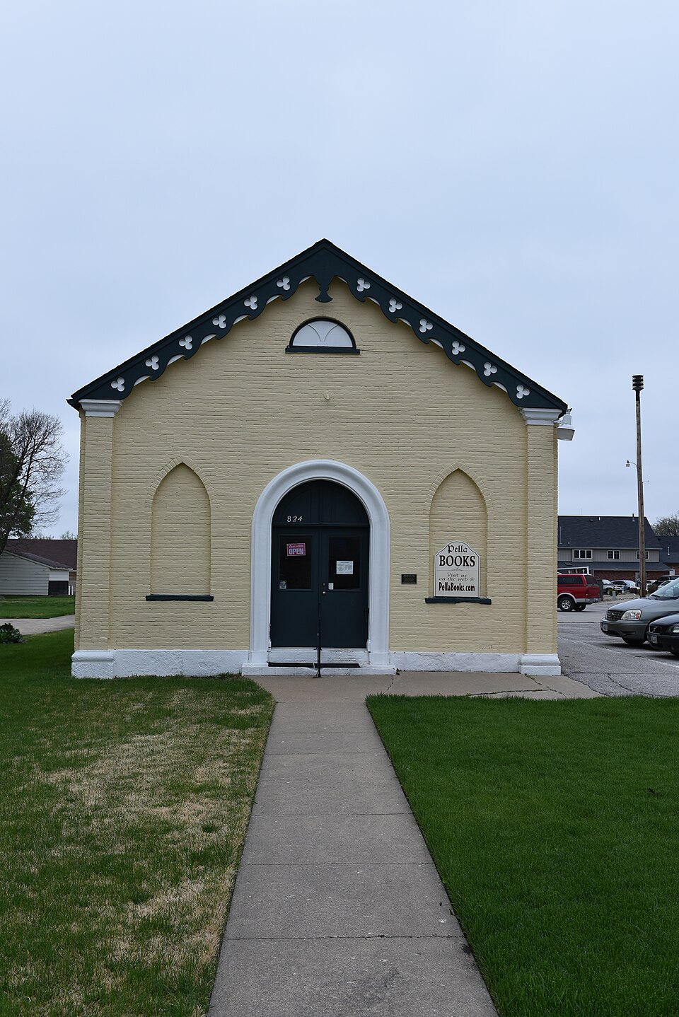 Photograph of First Christian Church