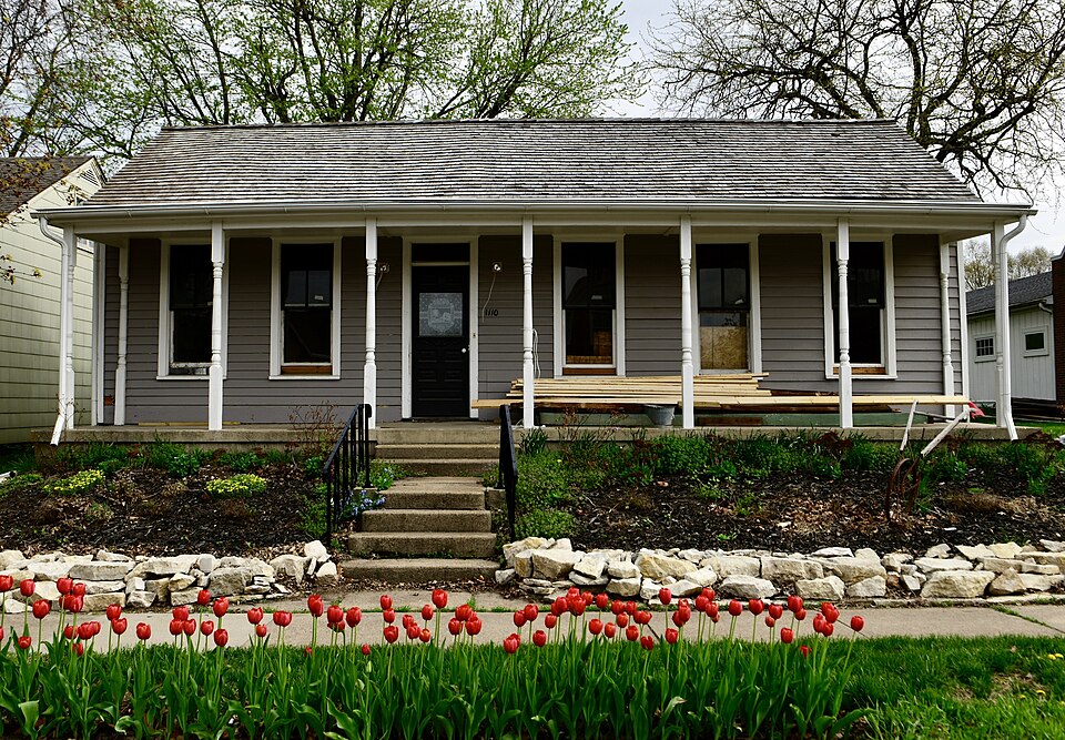 Photograph of Ten Hagen Cottage-Stegeman Store
