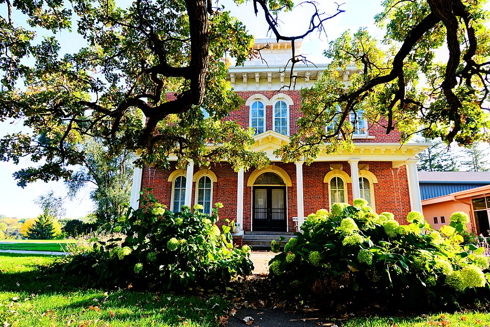 Photograph of Lee House