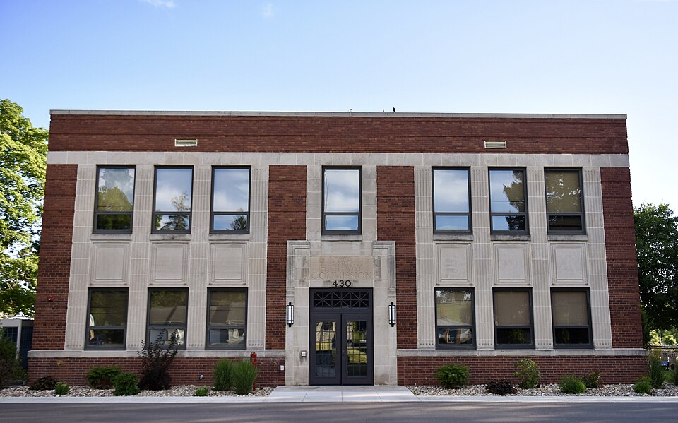 Photograph of Iowa State Highway Commission, District 6 Building