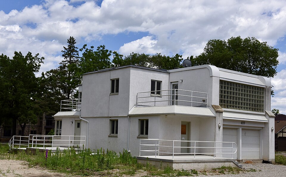 Photograph of William C. and Margaret Egloff House