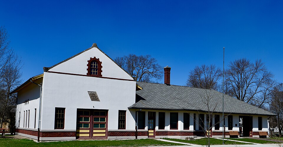 Photograph of WCF & N Center Point Depot and Substation