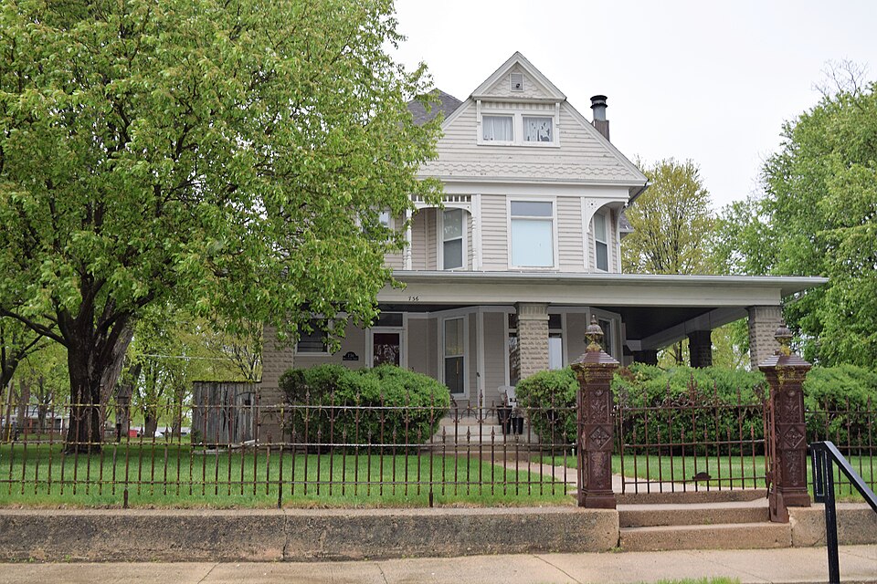 Photograph of Lemuel C. and Mary (Vaughn) Boughton House