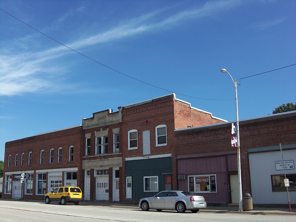 Photograph of Ijem Avenue Commercial Historic District