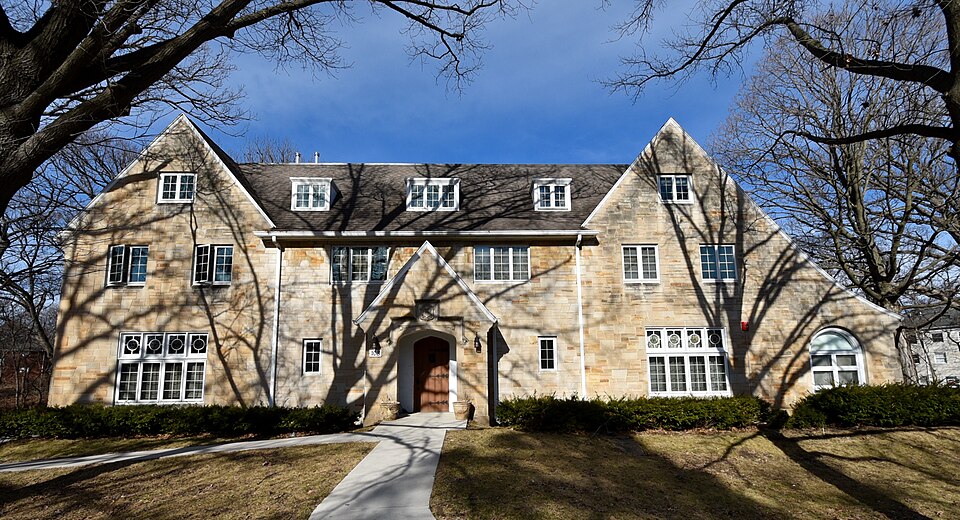 Photograph of Parish Apartments