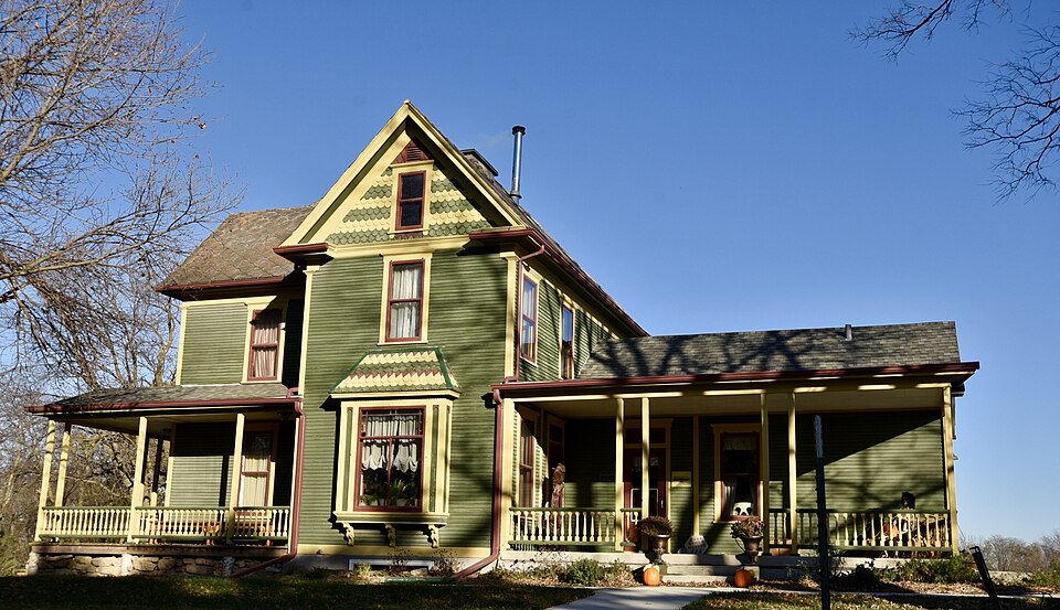 Photograph of Owen A. and Emma J. Garretson House