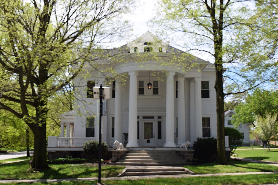 Photograph of George and Lola Perkins House