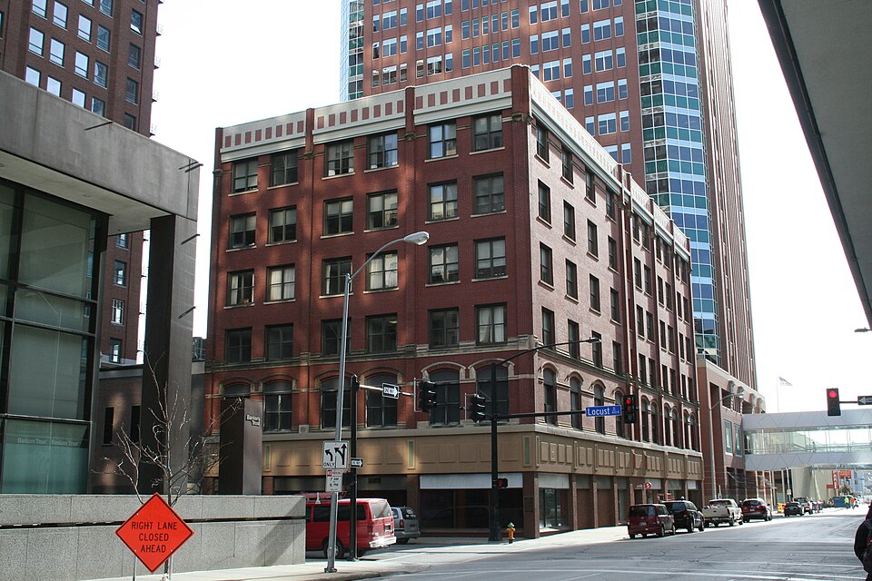 Photograph of Flynn-Griffin Building