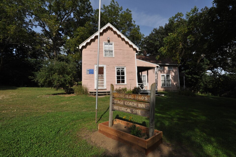 Photograph of Moorehead Stagecoach Inn