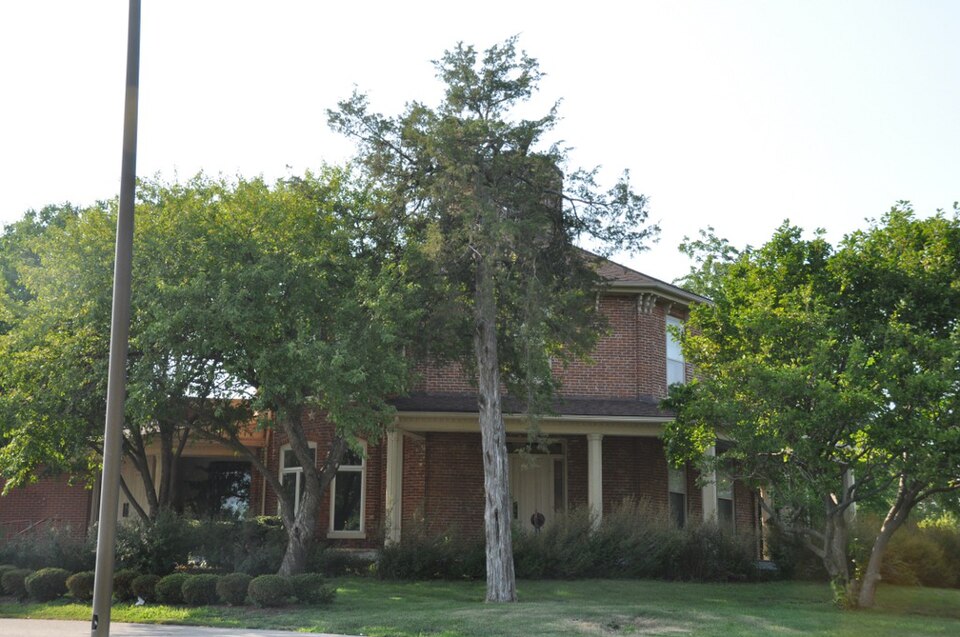 Photograph of Sinnett Octagon House