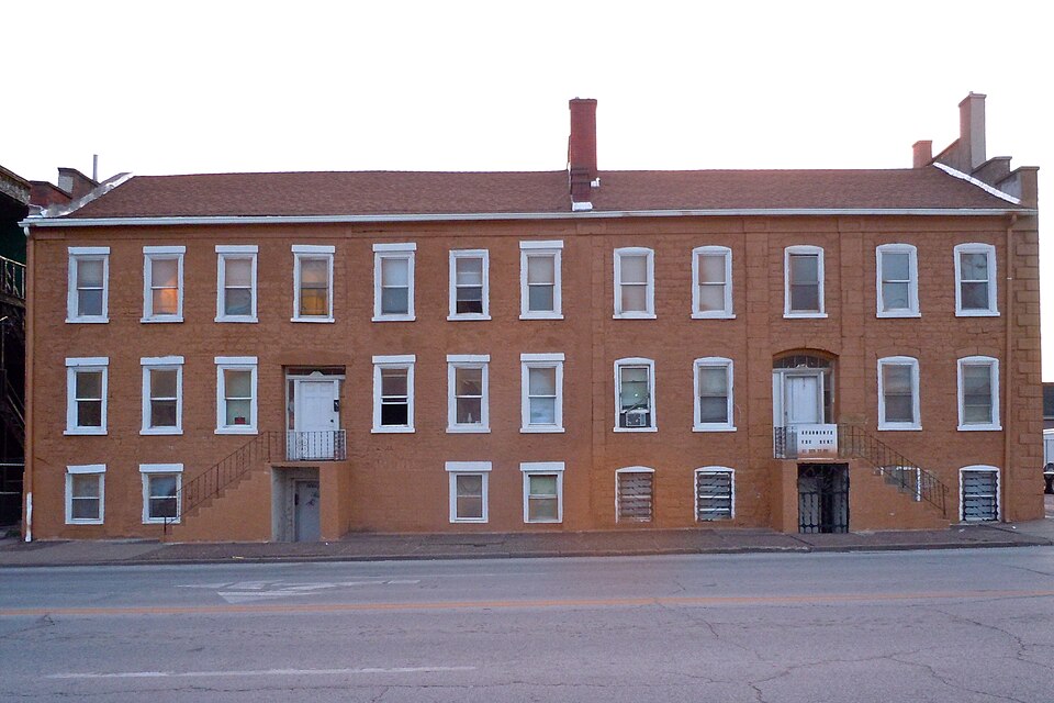 Photograph of Hiller Building