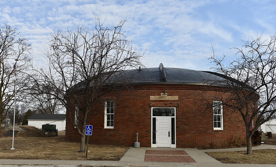 Photograph of Dexter Community House