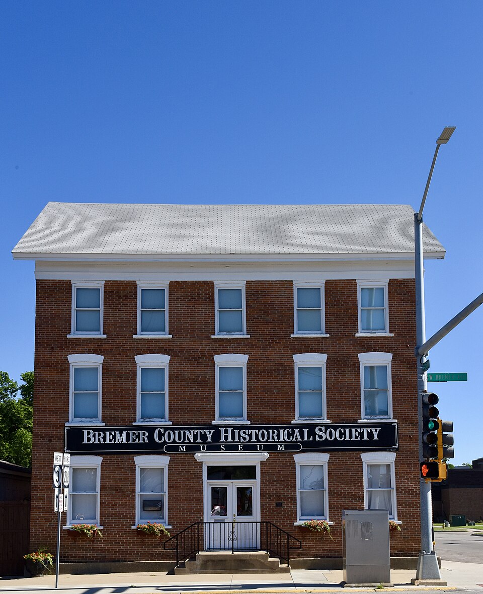 Photograph of Waverly House