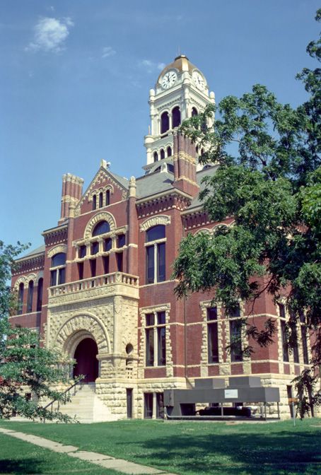 Photograph of Franklin County Courthouse