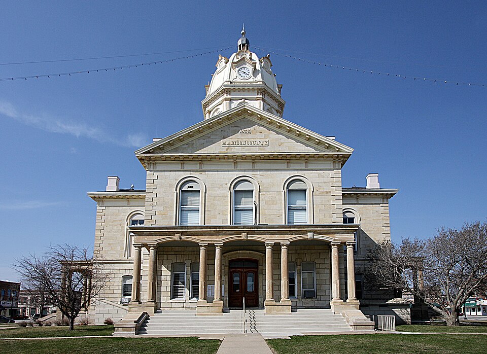 Photograph of Madison County Courthouse