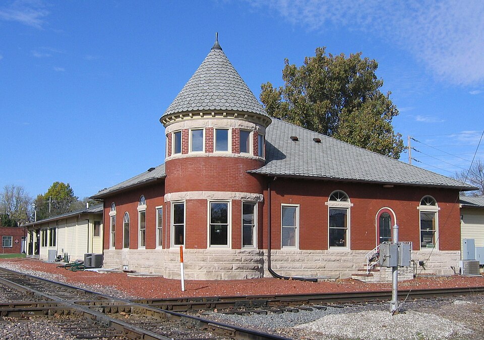 Photograph of Chicago, Rock Island and Pacific Railroad-Grinnell Passenger Station
