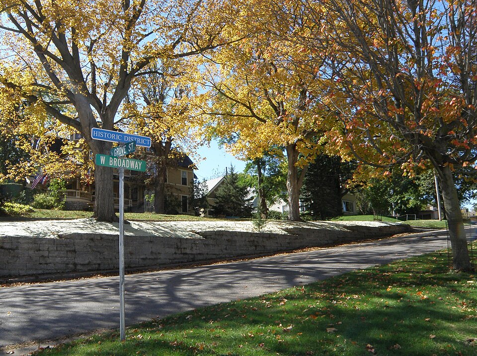 Photograph of Broadway-Phelps Park Historic District