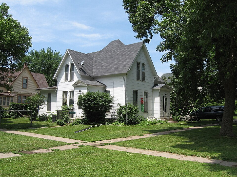 Photograph of Clarence D. Chamberlin House