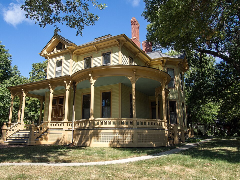 Photograph of Maish House
