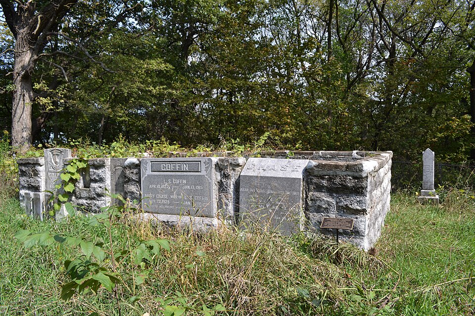 Photograph of Lorenzo S. Coffin Burial Plot