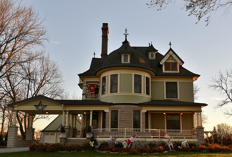 Photograph of C.S. Stearns House