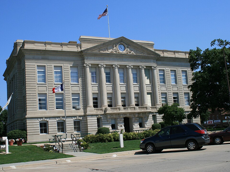 Photograph of Greene County Courthouse
