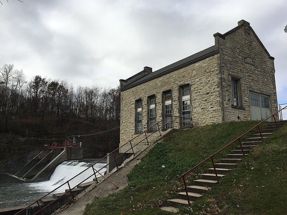 Photograph of Mitchell Powerhouse and Dam