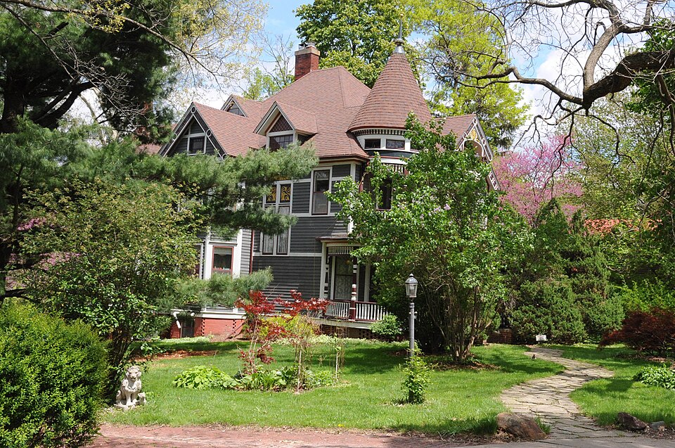Photograph of Woodlawn Historic District