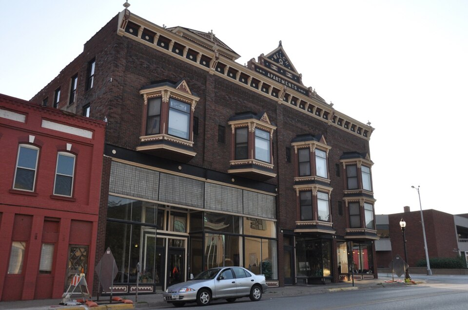 Photograph of Welch Apartments