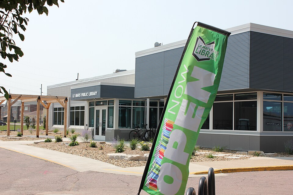Photograph of Le Mars Public Library