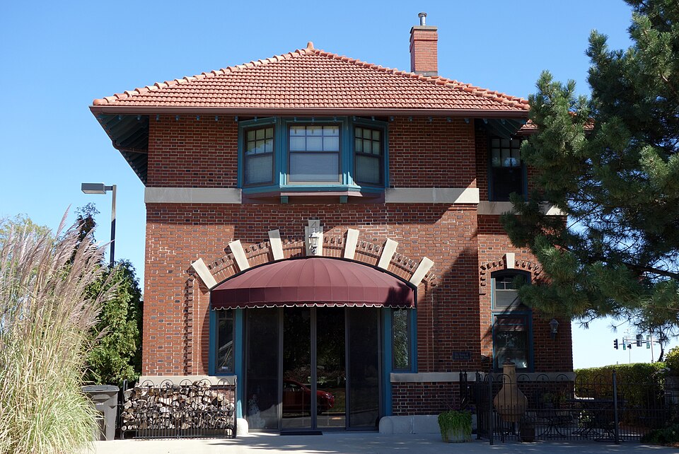 Photograph of Fire Station No. 4