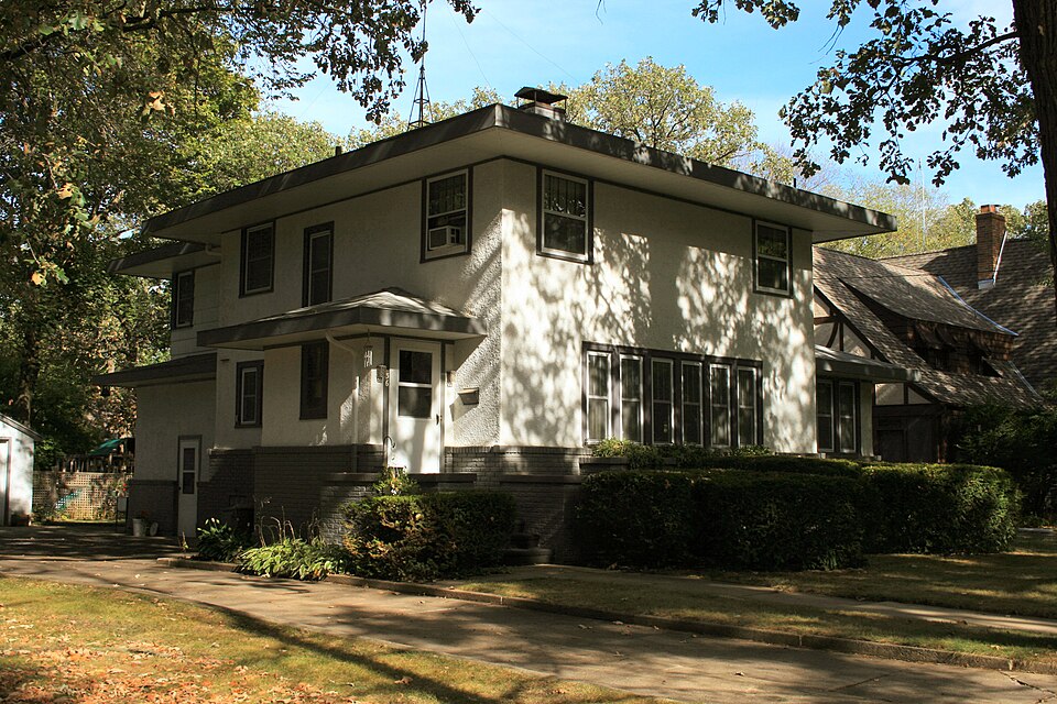 Photograph of Tessa Youngblood House