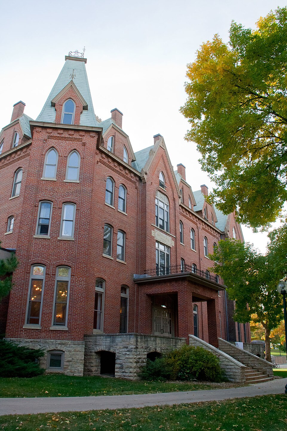 Photograph of Cornell College-Mount Vernon Historic District