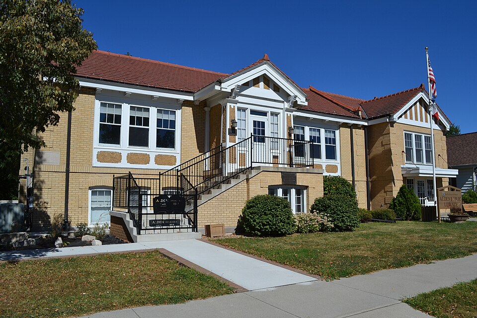 Photograph of Alden Public Library