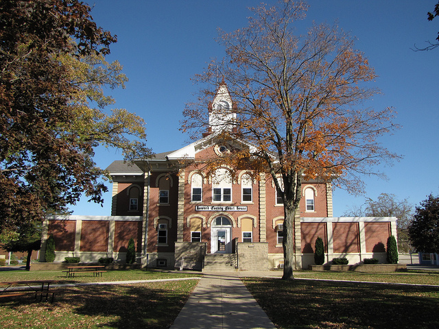 Photograph of Howard County Courthouse