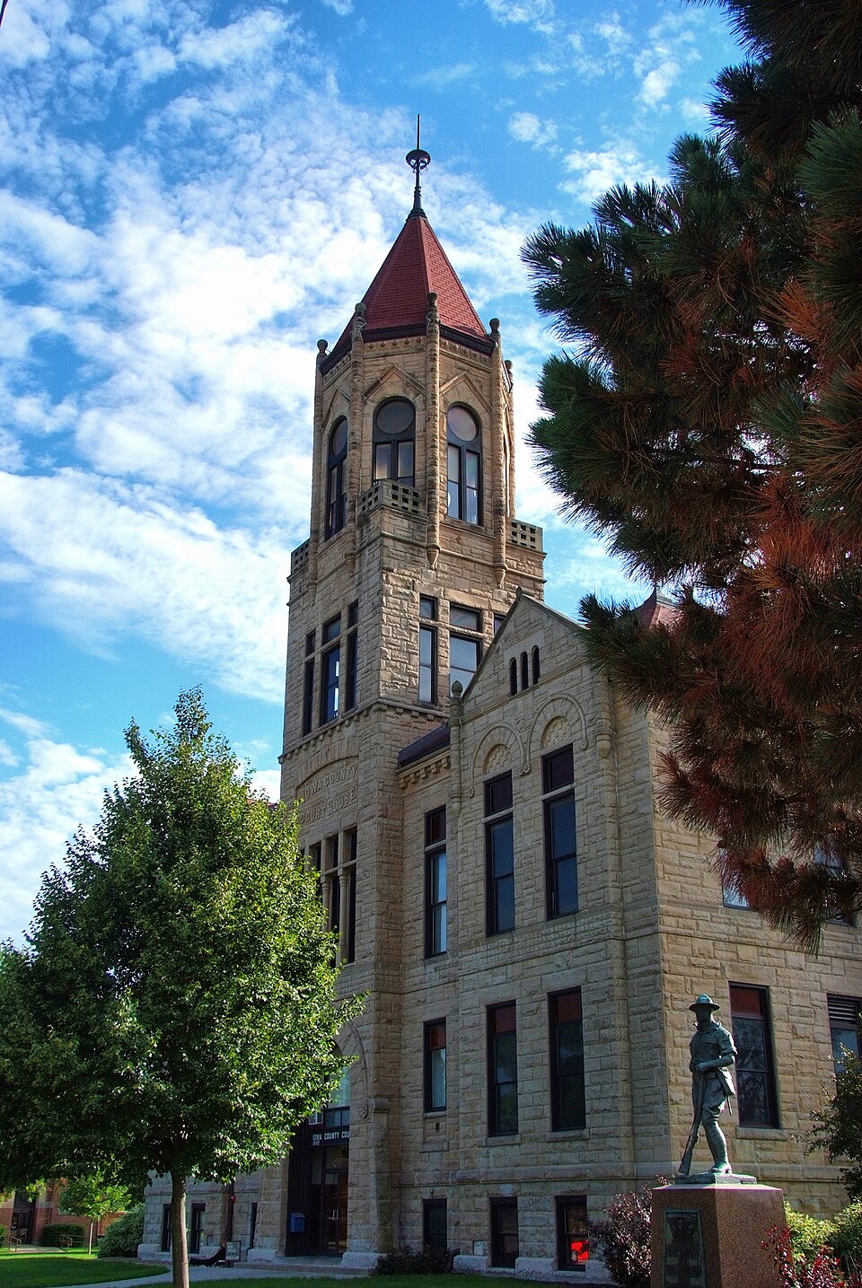 Photograph of Iowa County Courthouse