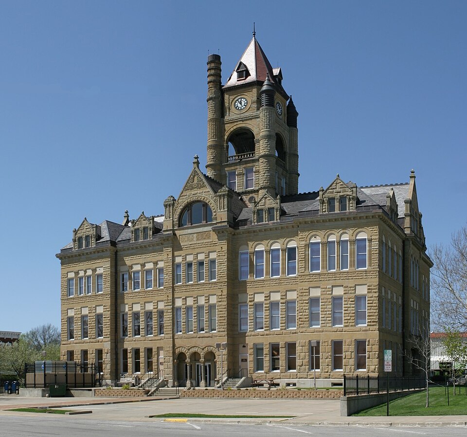 Photograph of Marion County Courthouse