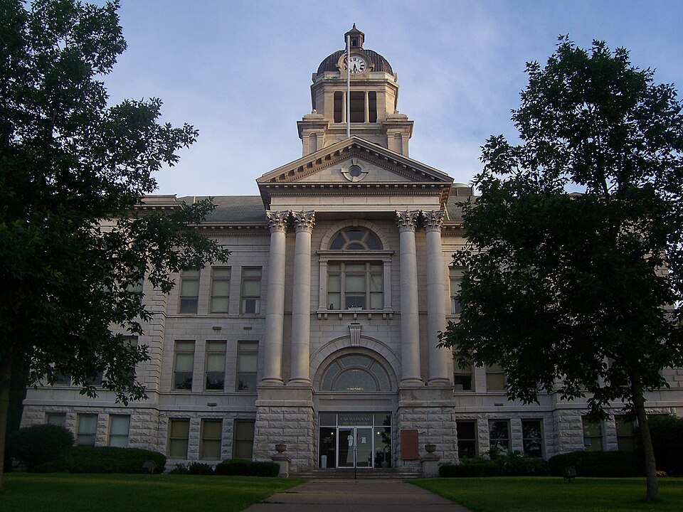 Photograph of Muscatine County Courthouse