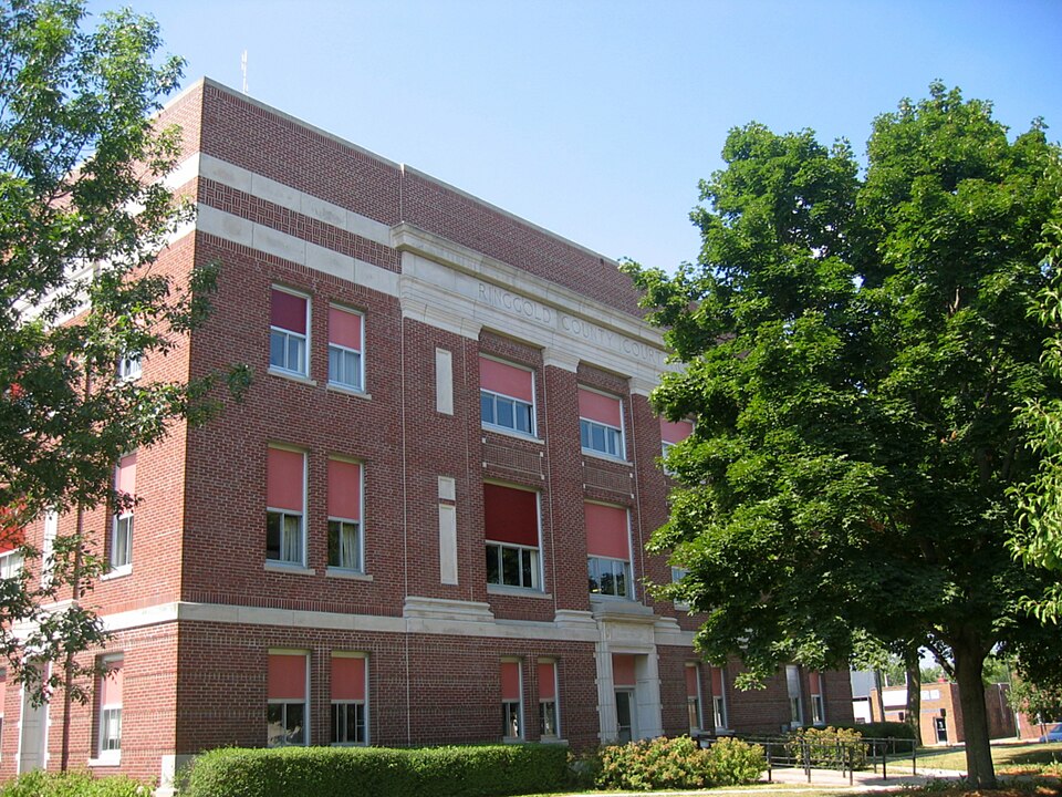 Photograph of Ringgold County Courthouse