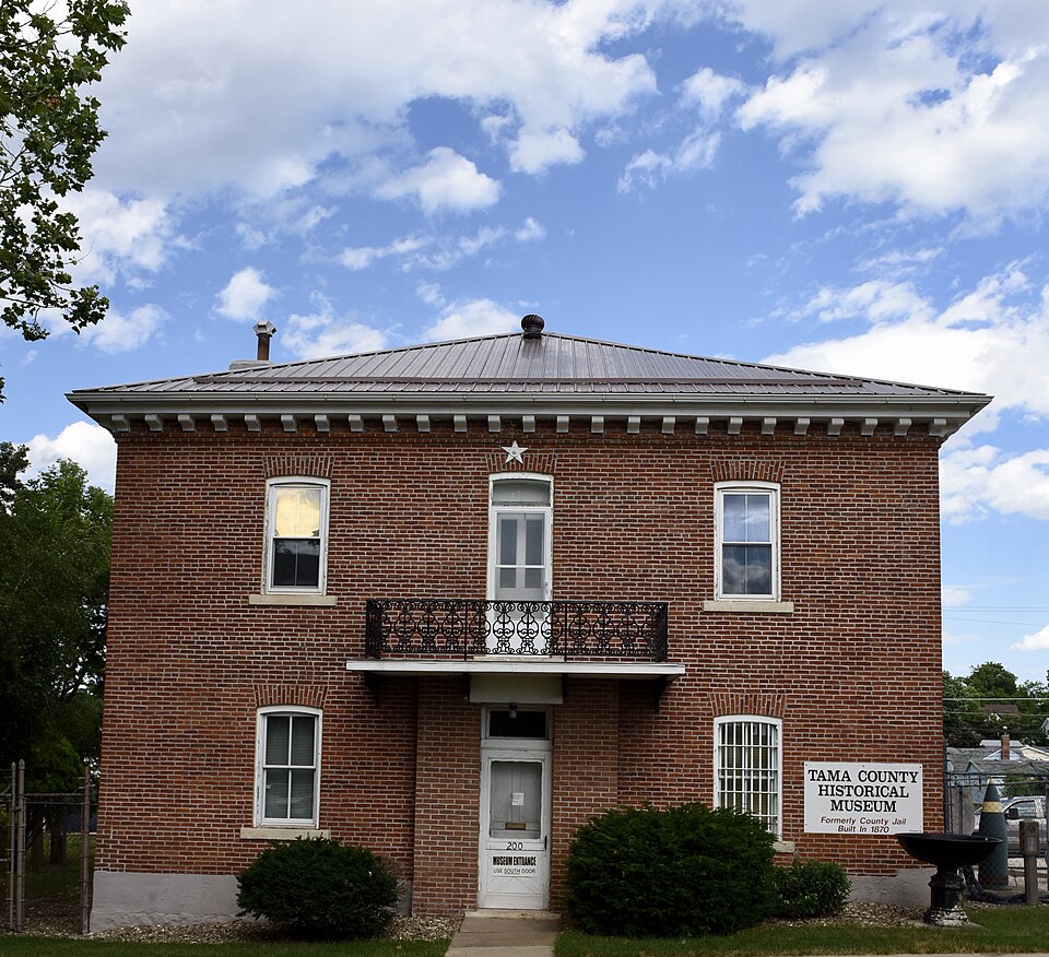 Photograph of Tama County Jail