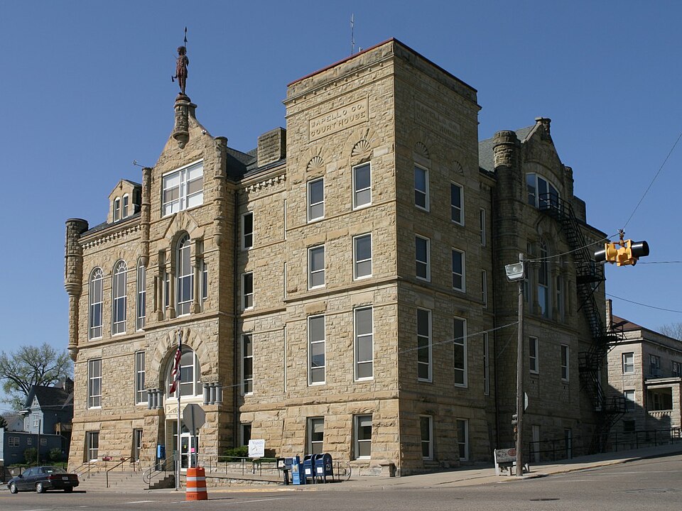 Photograph of Wapello County Courthouse